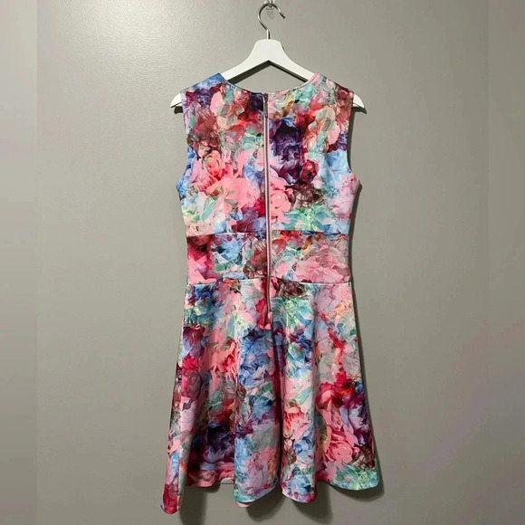 Melanie Lyne Floral Sleeveless Fit & Flare Lined Dress - Picture 6 of 12